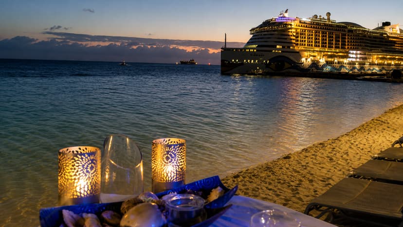 Infinity Beach Bar